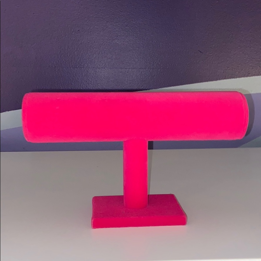 Velvet pink jewelry holder
